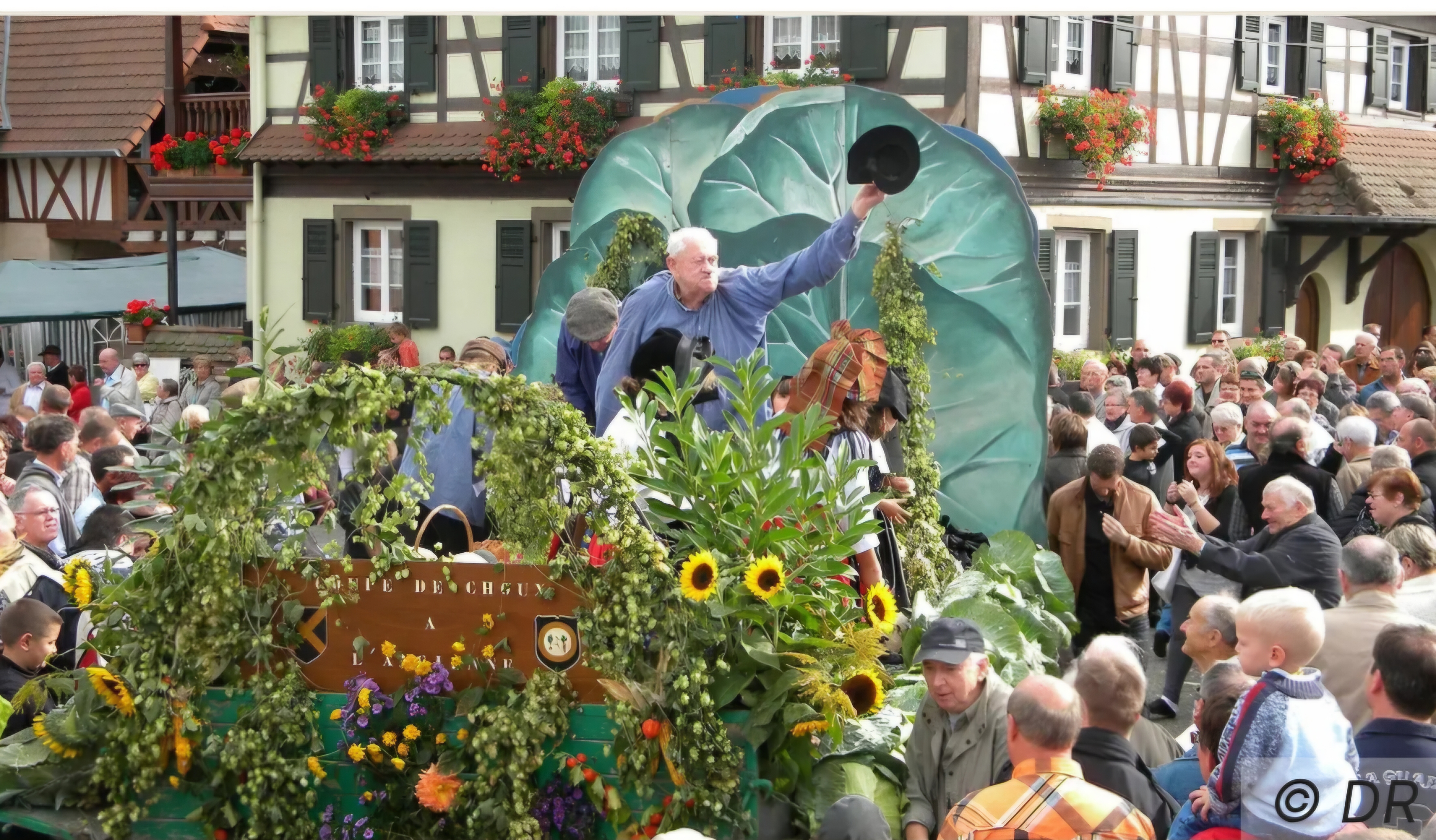 L'Aurore Décoratif marche-artisanal-fete-de-la-choucroute-cover-122.jpg